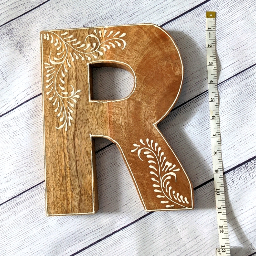 Letter "R" wall art